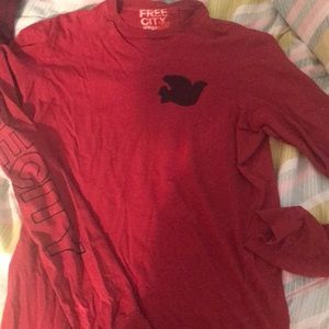 Free city long sleeve t